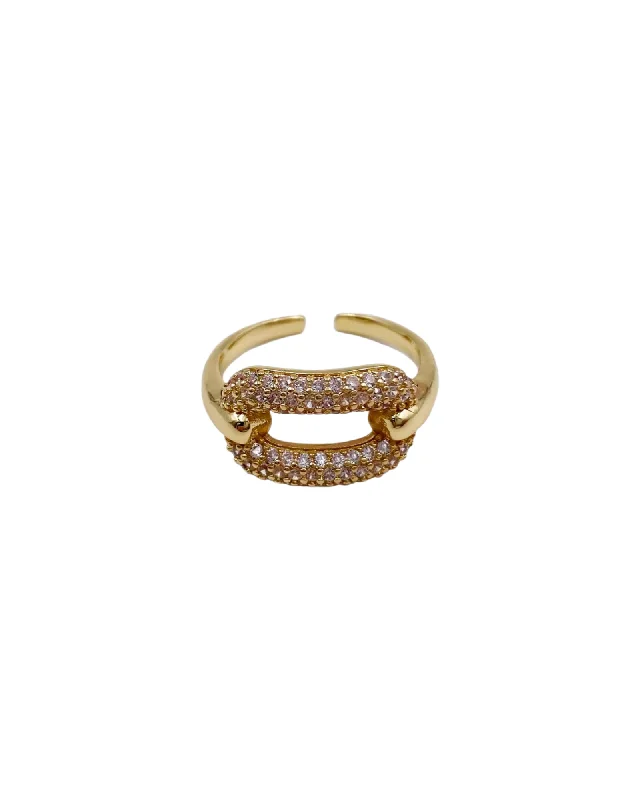 Women's rings radiant-etch-Paper Clip Link Ring