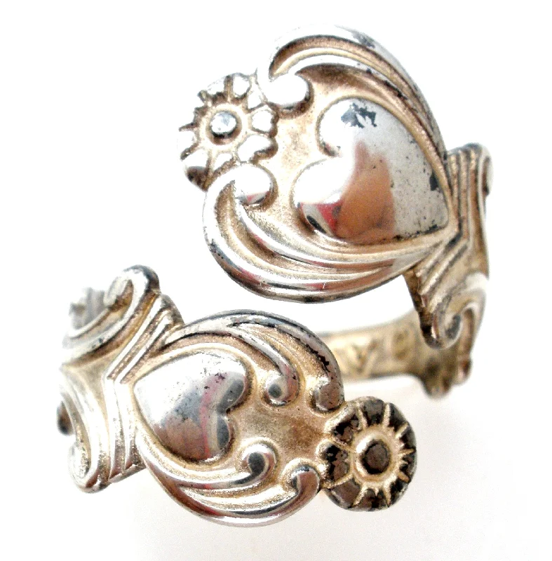 Women's rings peachy-charm-Avon Sterling Silver “Treasured Heart” Spoon Ring 1975 Spain 8.5