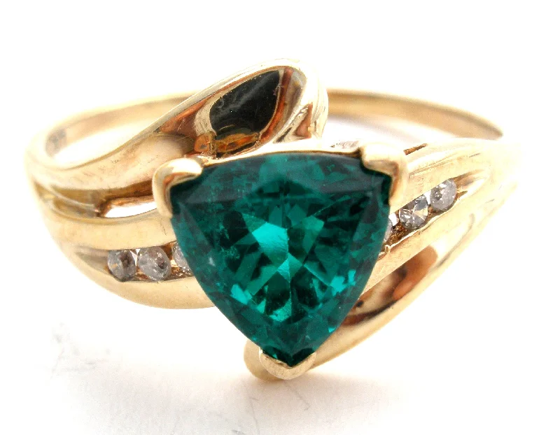 Women's rings soft-twinkle-Emerald & Diamond 10K Gold Ring Size 10