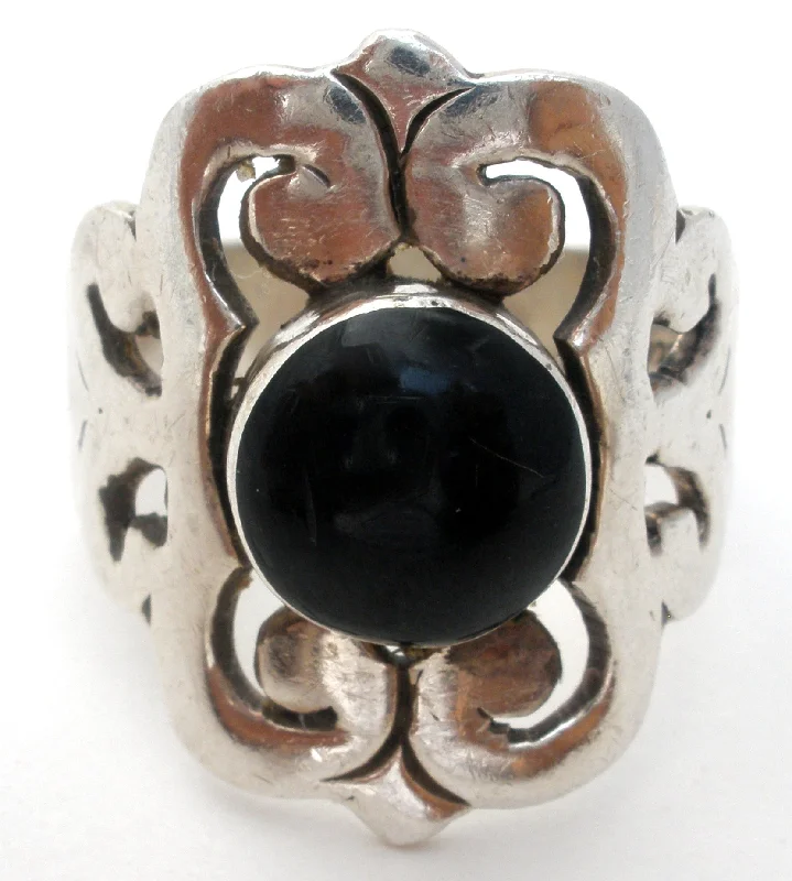 Women's rings radiant-swirl-Mexican Black Onyx Ring Size 9 Vintage